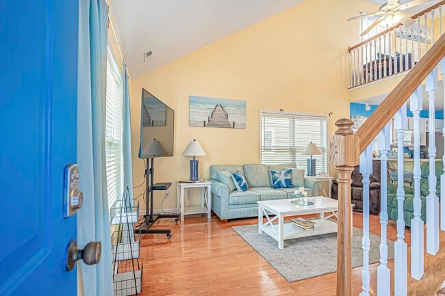 Photo - 829 Palmwood Cir