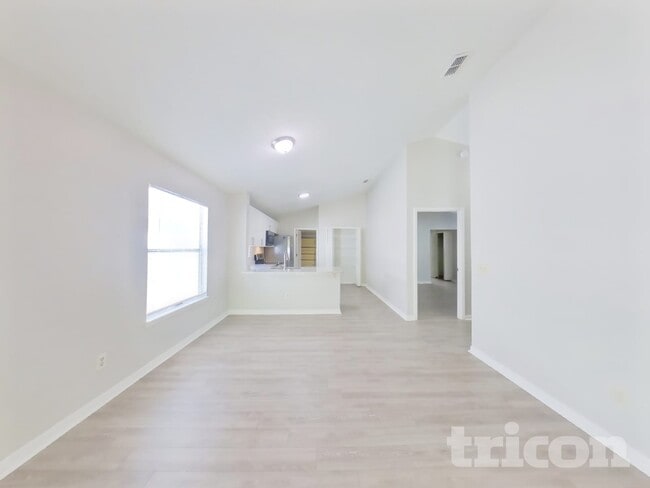 Photo - 1313 Independence Dr