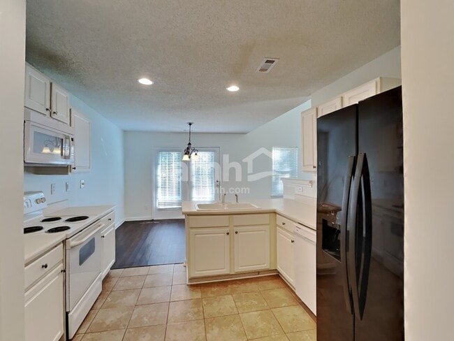 Photo - 3056 Teton Dr