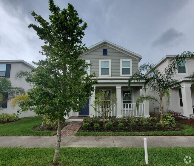 Building Photo - Spacious Oaks at Moss Park Home!
