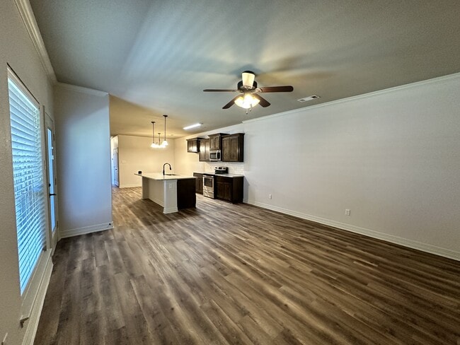 Photo - 501 Baylor Dr