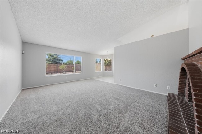 Photo - 735 Stonecliff Way