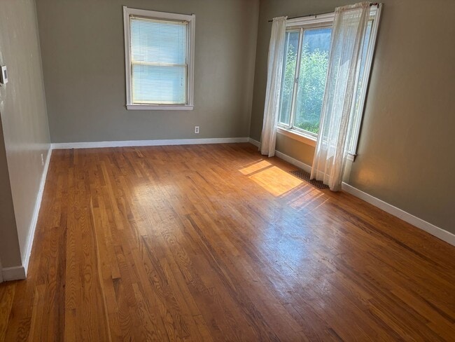 Photo - 3 bed/2 bath single family in Fulton Heights available!!