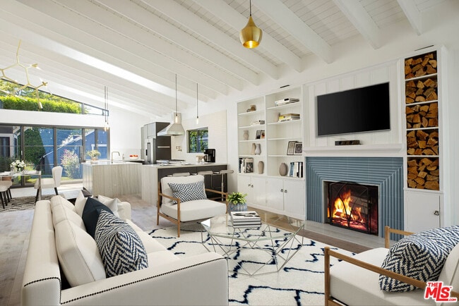 Photo - 1203 N Poinsettia Pl