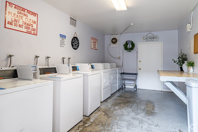 Laundry Center 1