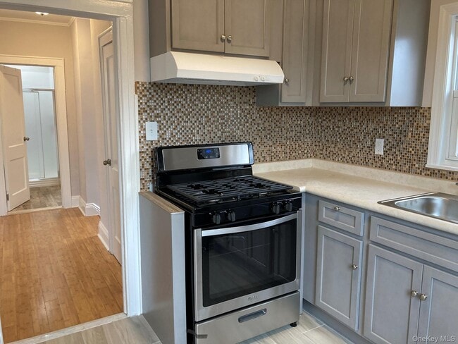 Building Photo - 516 Marcellus Rd Unit 2nd fl Rental