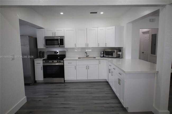 Photo - 181 NE 121st St