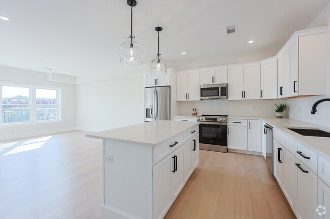 Building Photo - 62 Foundry St Unit 411 Rental