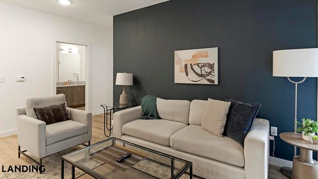 Photo - 217 S Garland Ave Unidad 1212
