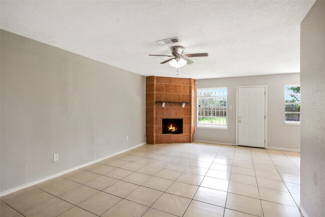 Photo - 11710 Old Telegraph Rd