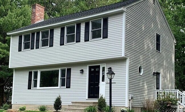 Building Photo - Ideally located 3 bedroom home in Westford...