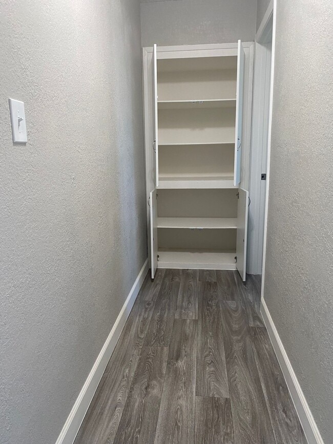 Photo - Lemon Hill Apartments