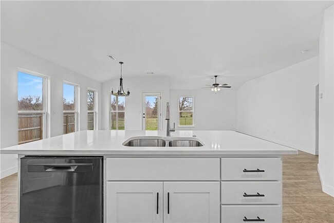 Photo - 5377 Clear Spgs Ave