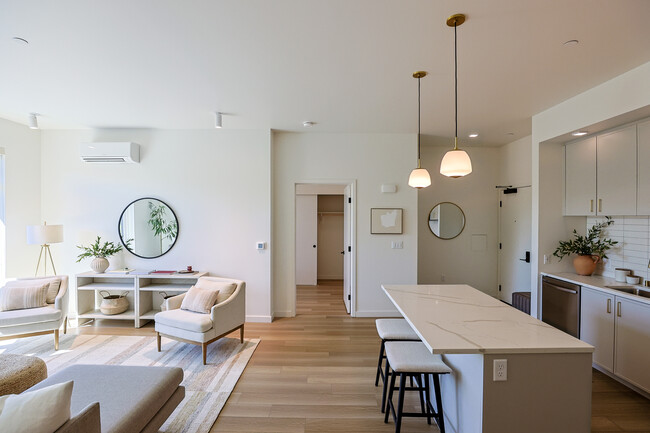 Building Photo - The Richmond Rental