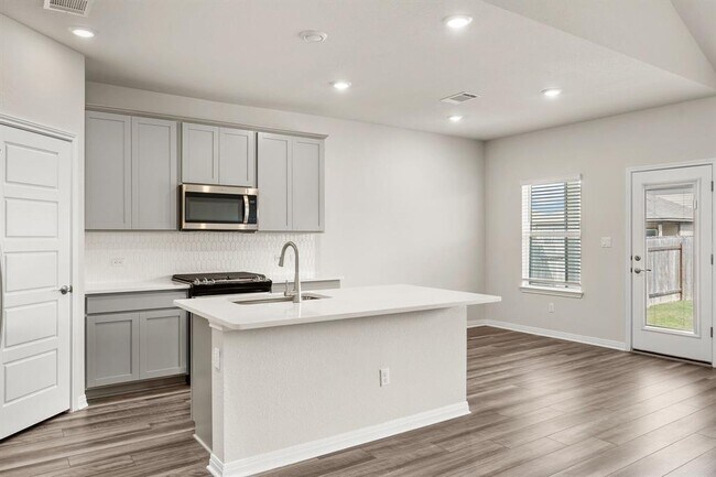 Photo - 631 Wild Spur Ln