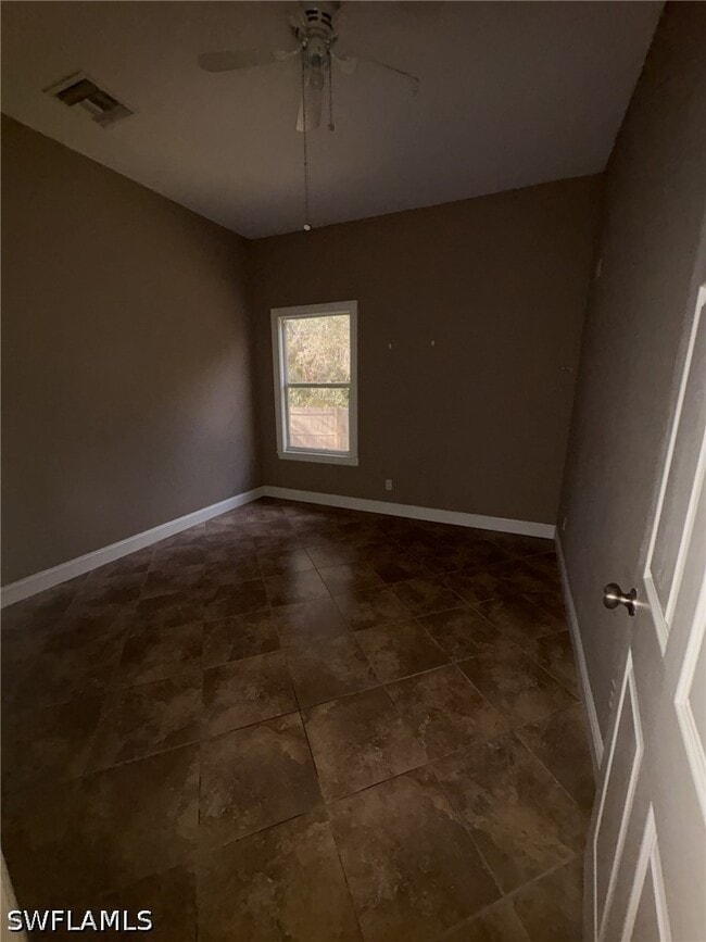 Photo - 141 18th Ave NE