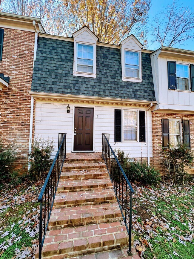 Photo - 1711 Wards Ferry Rd House