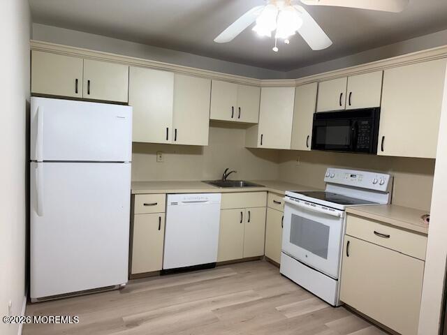 Building Photo - 113 Amberly Dr