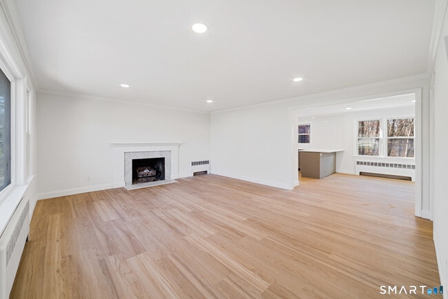 Photo - 141 Colony Ave