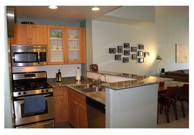 Kitchen - 16 W Encanto Blvd Unit 511