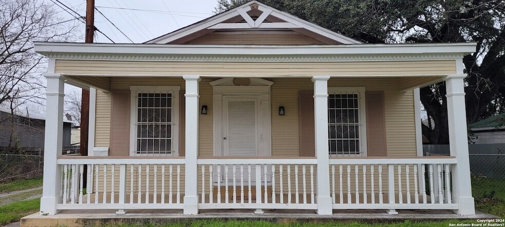 Photo - 2008 S Olive St