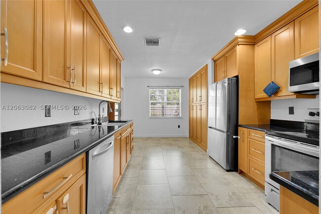 Photo - 5520 NW 49th Ave