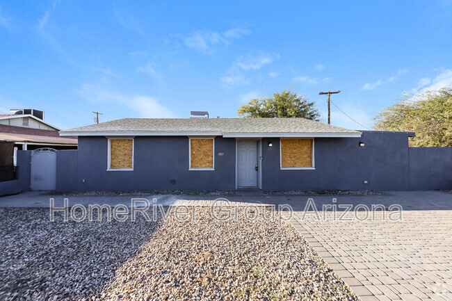 Building Photo - 3801 W Tamarisk Ave Rental