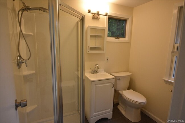 Photo - 70 N Woodhull Rd