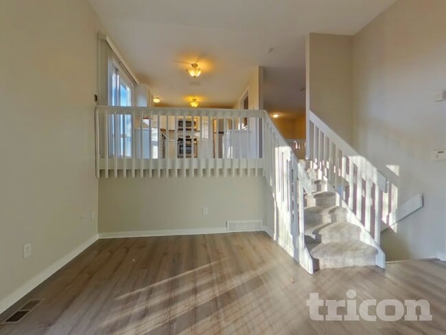 Photo - 3057 S Mobile Way