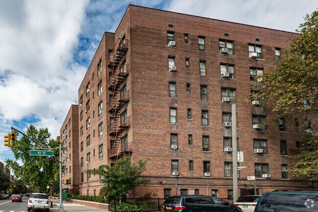 Photo - 90-11 35th Ave