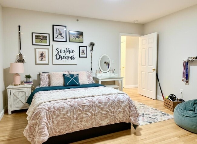 Photo - 2 bedroom in Boston MA 02127