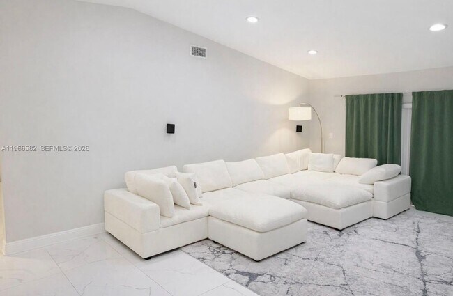 Photo - 20888 Sugarloaf Ln