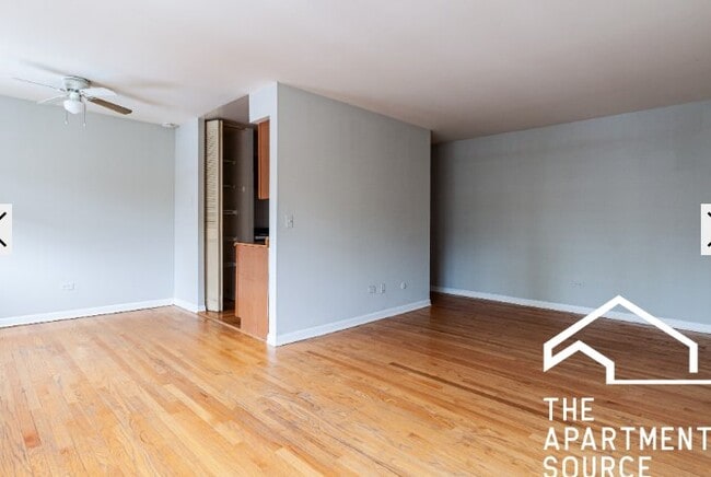 Photo - 510 W Briar Pl Unit 2