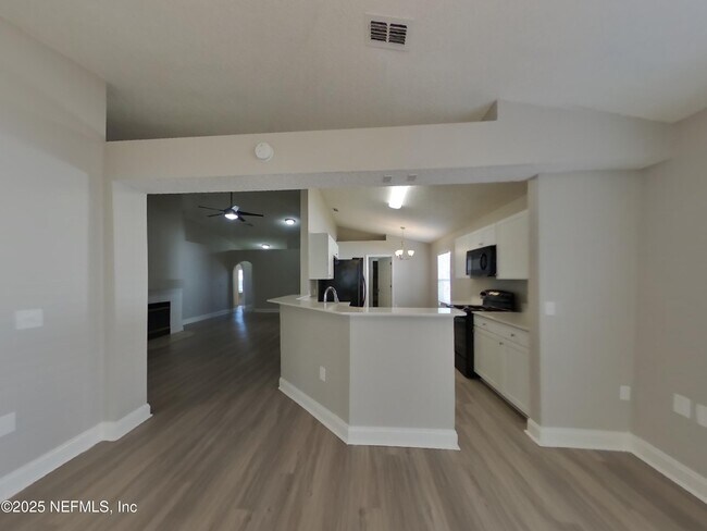 Photo - 1656 Dartmouth Dr