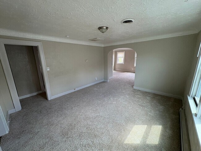 Photo - 18515 Wexford St Unidad Upper