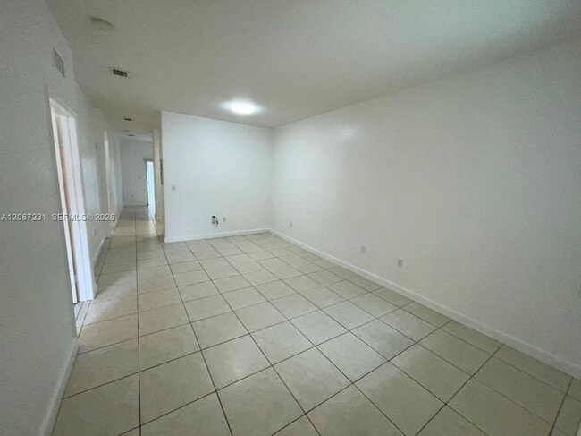 Photo - 1535 SE 26th St Unidad 104