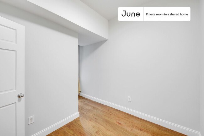 Photo - Room in Shared 4 bed/1 bath home Unit B