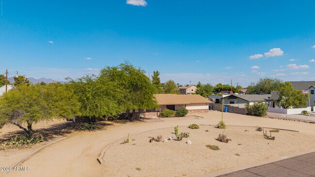 Photo - 16223 N 40th Pl