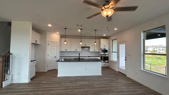 Building Photo - 2725 Woodall Dr