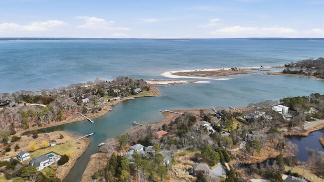 Photo - 3 Robins Nest Ln