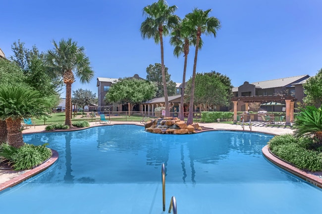 Building Photo - San Pedro Apartments