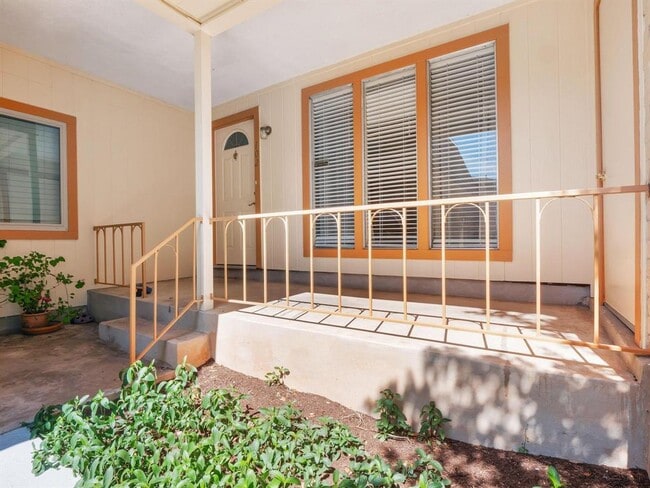 Photo - 3513 Westchester Ave