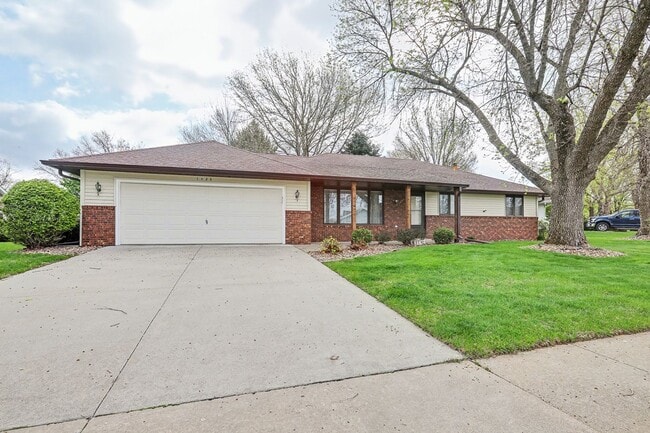 Building Photo - For Rent – 3 Bedroom Home in Sunset Hills, Pella