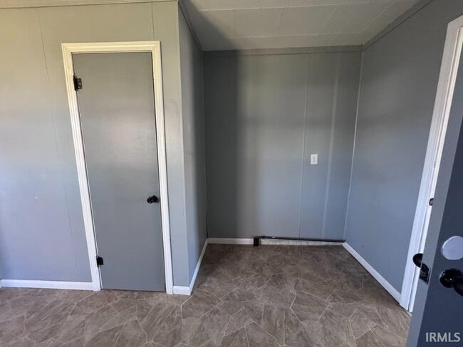 Photo - 1012 W Haines Ave