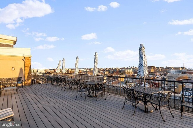 Photo - 1701 16th St NW Unit 204