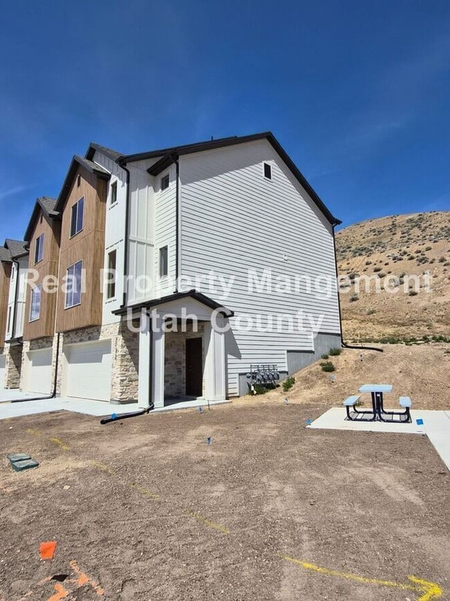 2172 Cape Fox Way