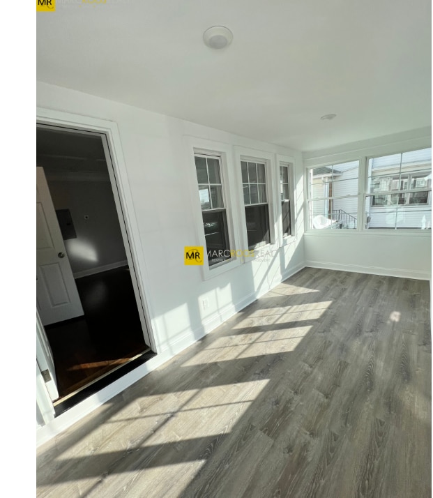 Photo - 12 Lawrence St Unidad 12