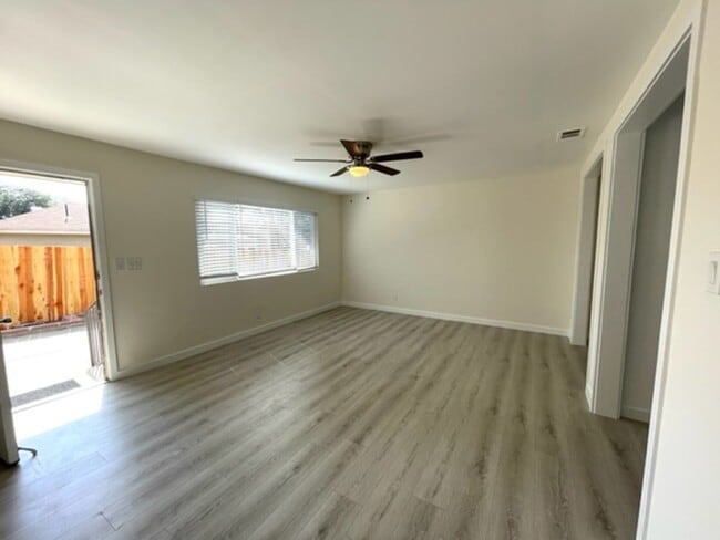 1518 El Sereno Ave Unit 1