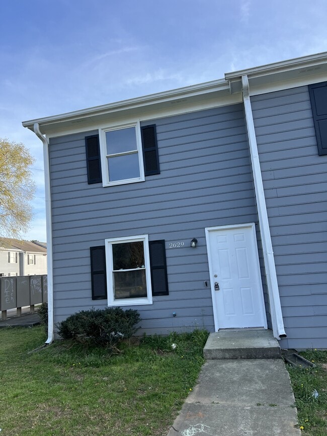 Building Photo - 2629 Evans Mill Dr