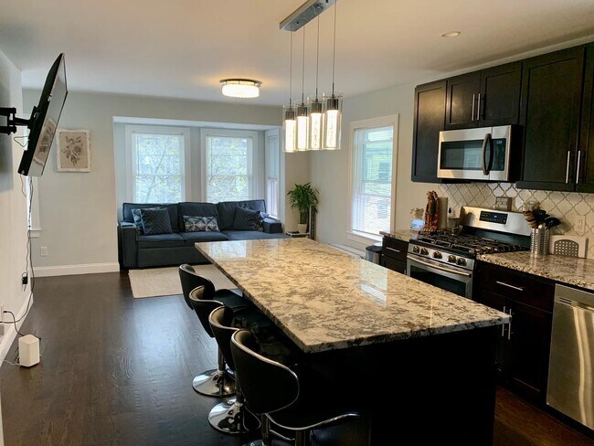 150 Alder St Unit 1
